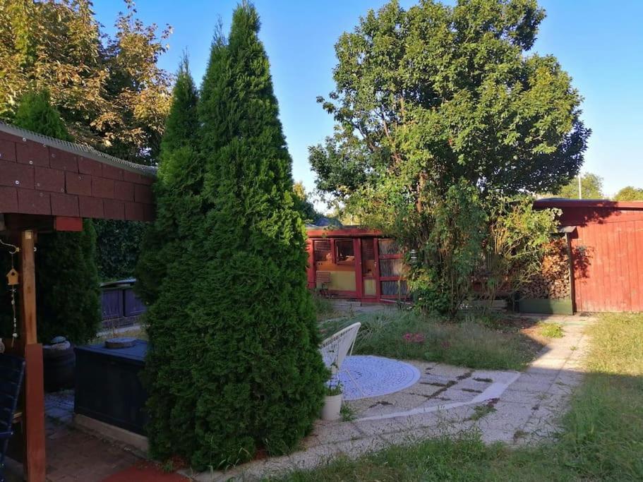 Ferienhaus Gesamtes Haus Mit Garten - 100% Privatsphaere *